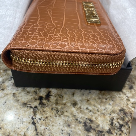 NWT Love Moschino Logo-Plaque Crocodile-Effect Wallet - Brown - Picture 6 of 12
